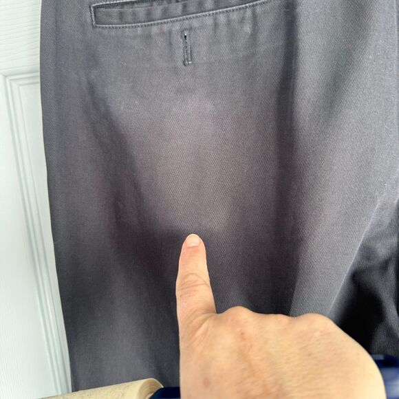 Brooks Brothers Advantage Chino Elliot 36/34 Cuffed *Wallet‎ Fade Spot* - Picture 4 of 11